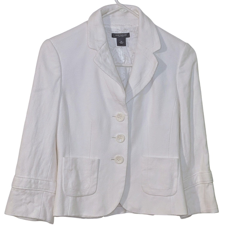 Ann Taylor Petite White Textured Blazer Jacket Button Front Pockets 2P